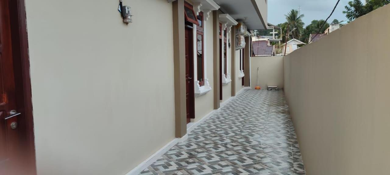 M1 Residence Manado Exterior photo